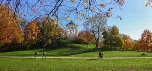 L’Englischer Garten sale scuola viaggi